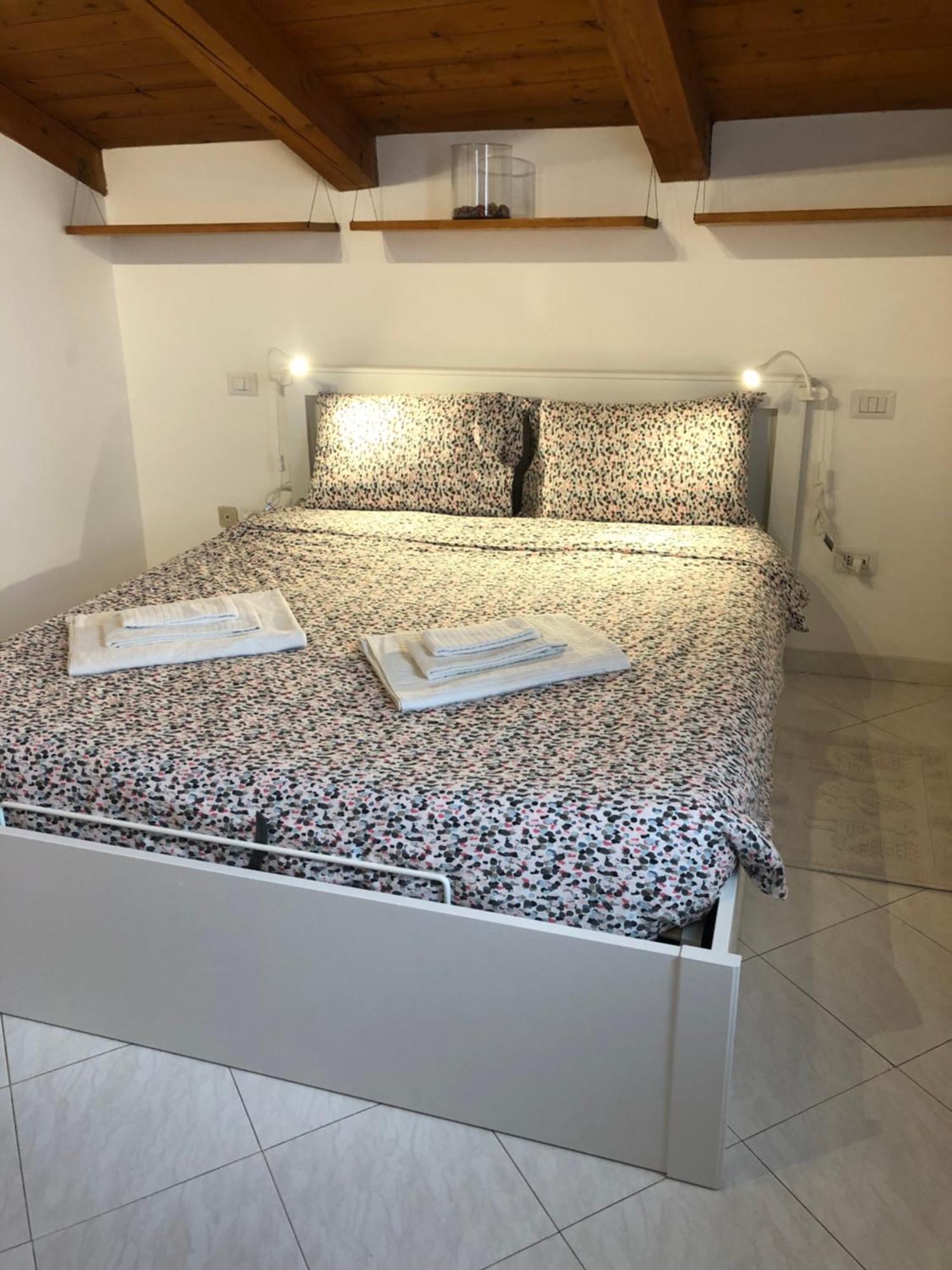 Apartamento Deliziosa Mansarda Nel Quartiere Marina - Cagliari Q8577 Exterior foto